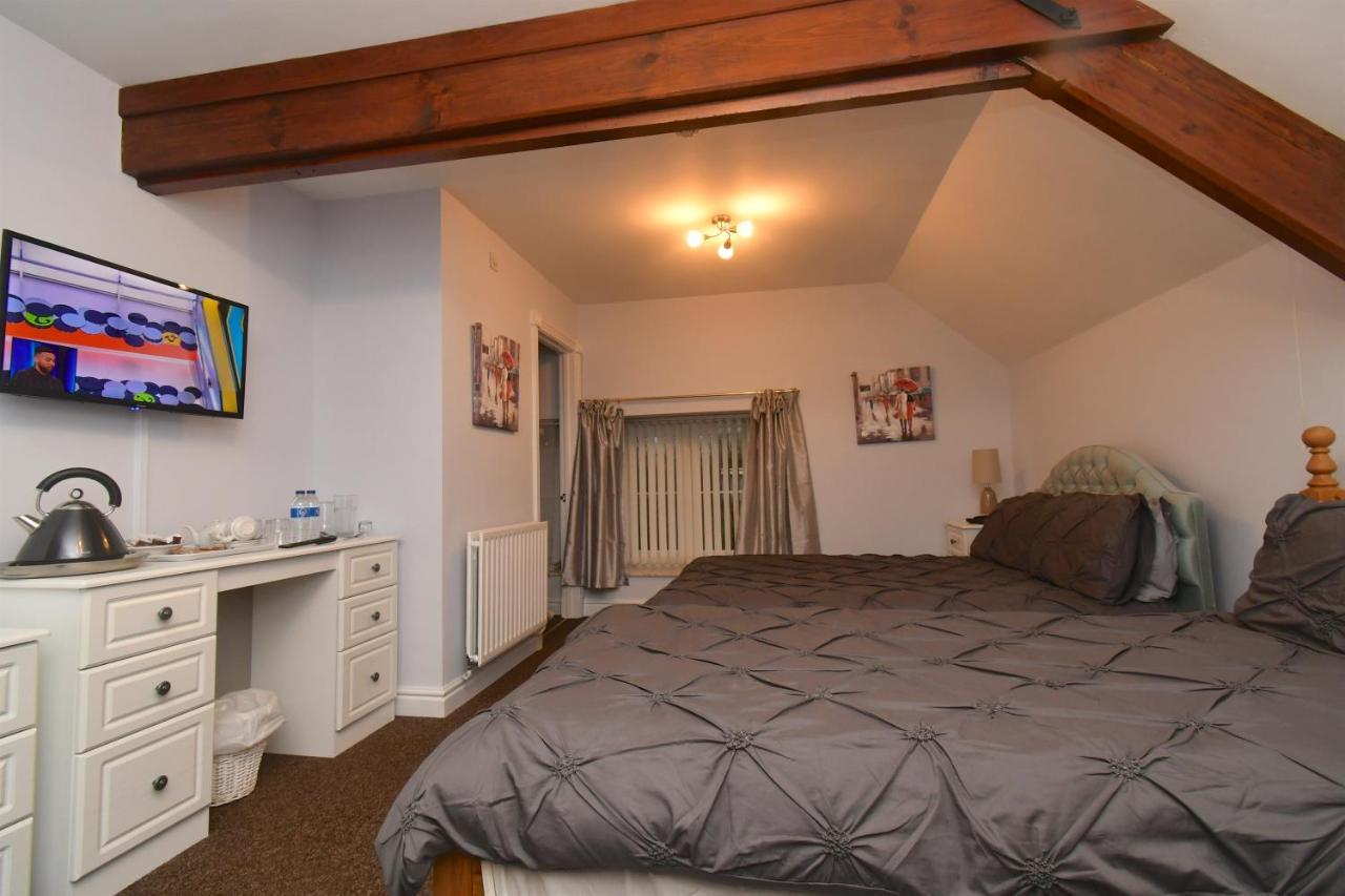 The Old Board School Guest House St Clears Bagian luar foto