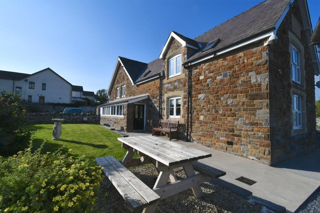 The Old Board School Guest House St Clears Bagian luar foto