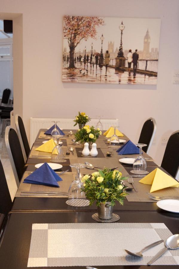 The Old Board School Guest House St Clears Bagian luar foto